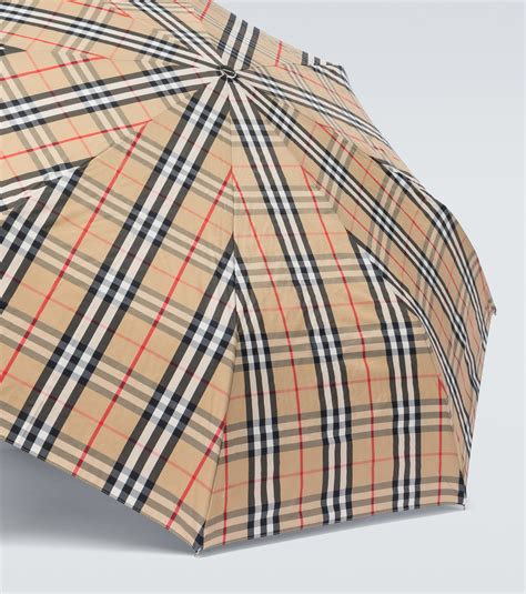 burberry trafalgar umbrella|Burberry Trafalgar Packable Check Umbrella, Fuchsia/Black.